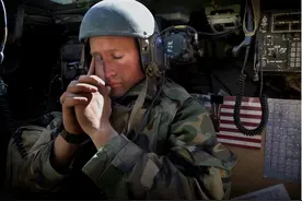 美国版知乎提问：中国人喜欢中国人民解放军吗？网友回答太精彩了图片