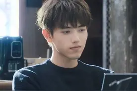 曝陈飞宇睡已婚女粉丝，女生是小网红兼化妆师，多张有关床照流出图片