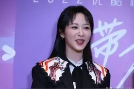 热搜！拉夏贝尔子品牌代言到期后，仍用杨紫肖像，被判赔25万元图片