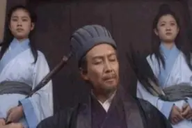 难怪司马懿会撤兵，城楼上的两个书童，才是整场空城计的关键点图片