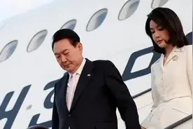 喝10升都没事！尹锡悦甘当日本“忠犬”，借机洗白福岛核废水图片