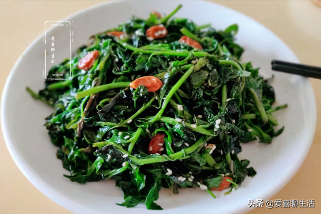 四月，吃荠菜不如吃它，鲜嫩正当季，好吃又防病，不懂吃就可惜了