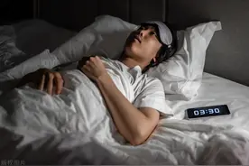 失眠易醒，根在肝血亏虚！3个中成药，大补肝血，让你安心睡好觉图片