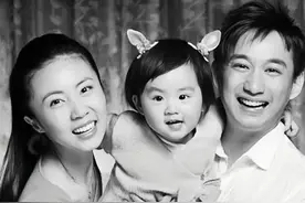 孙莉：本可前途无量，却选择18岁跟了黄磊，40岁拼三胎她可曾后悔图片