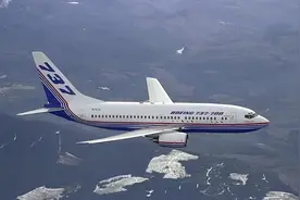 一架波音737运营成本十几亿，使用寿命20年，根本不靠机票赚钱图片