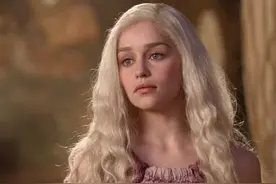 “龙妈”被嘲变丑？经历令人心碎：患重病做开颅手术痛苦想自杀图片