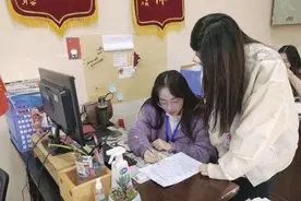 大学生花式请假条走红，理由正当言辞恳切，让辅导员无法拒绝图片