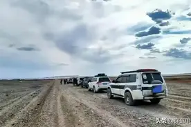 罗布泊，四个90后年轻人就那样葬送了自己年轻的生命！可怜可悲！图片