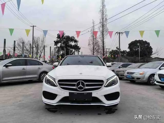 价格战开启 奔驰官降11万