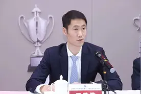王励勤再升职，身居高位，44岁越来越帅了，爱情事业双丰收图片