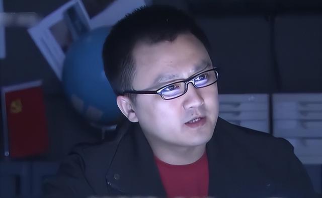刑侦剧连载75：研究所所长惨死家中，一个发卡竟成破案关键