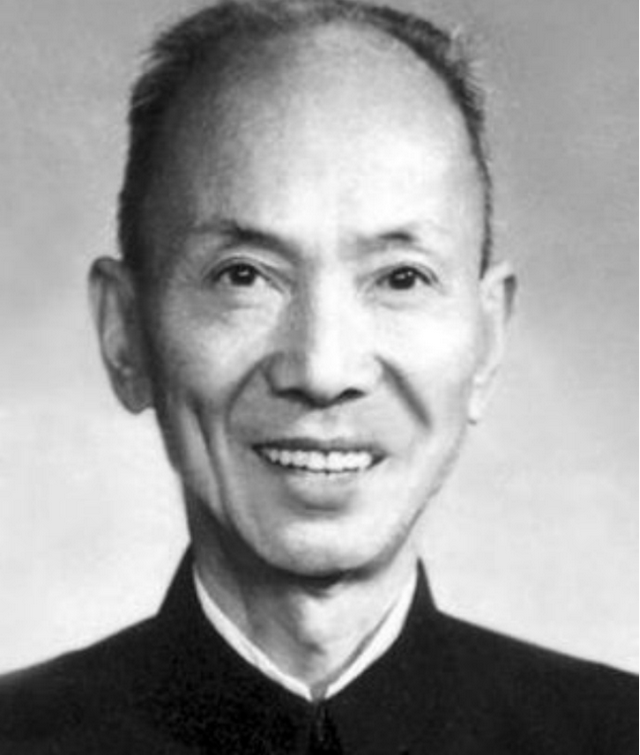 福尔摩斯东飘来华，这个高智商侦探，为什么在中国破案屡战屡败？