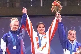 奥运冠军陈晓敏，03年卖金牌赚了128万，4年后全家移居海外治伤病图片