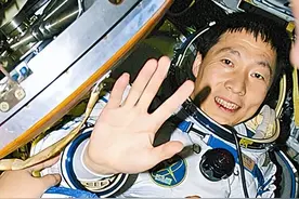 杨利伟在太空曾听见神秘“敲门声”，13年后，专家终于找到答案图片