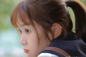 JK制服：沉浸式重返校园时光清纯甜美写真图片