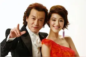 央视主持人王冠：离开央视5年，深陷桃色绯闻，如今40岁依旧单身图片