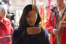 烧香为何一定是三根，其中有什么含义？正确的上香方式少有人知图片