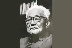 现代文学“鲁郭茅巴老曹”为何有这个排序？图片