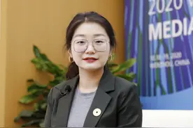 回国选择西部研究所，她说，做PI就像“小丑扔瓶子”图片