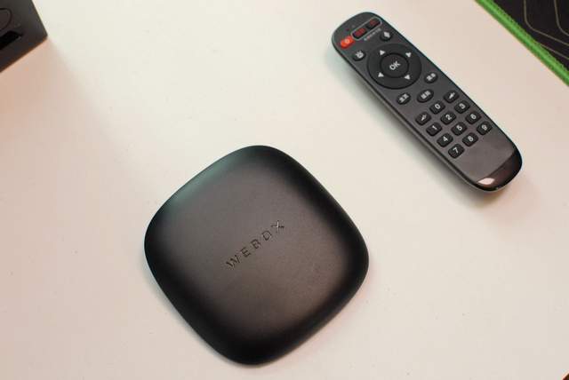 看个电视太费劲？试试泰捷WE60Pro电视盒子，打开就能看