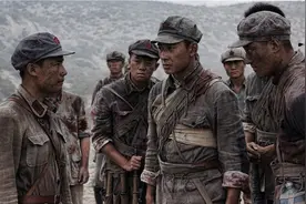 红军叛将孔荷宠：官至国军中将，解放后潜伏云南开诊所，结局如何图片