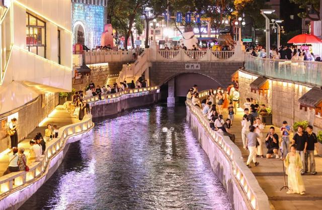 贵阳太平路，越夜越精彩！