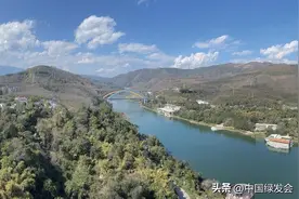 西双版纳悠然台：地域木建筑的再生|绿会生态文明驿站图片