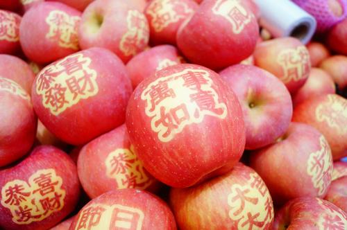 过年买水果，别总买桔子和苹果，多买这4种水果，大人小孩都爱吃