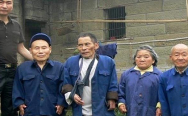 与世隔绝“矮人村”：三四岁停止生长身高仅半米多，10里地走一天