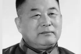 1970年，中央为何急令李德生回京，并将他任命为北京军区司令员？图片