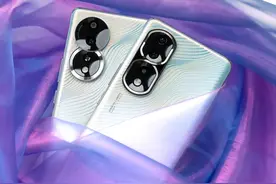 荣耀80系列上手体验：经典双镜设计，碧波微蓝呈现自然流动之美图片