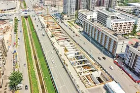​深圳地铁13号线二期（北延）工程月亮路站和公明南站主体结构封顶图片