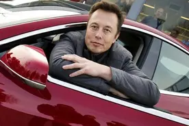 车主曝特斯拉事故不走保险、修不起：路边店2千，售后贵到2万多图片