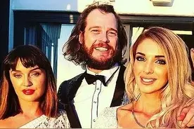 澳大利亚土豪极奢淫欲，有2个老婆、8位情妇，人称现代韦小宝图片