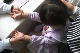 中国53万儿童性早熟，“毁掉”孩子的并非炸鸡豆浆，父母应该反思图片