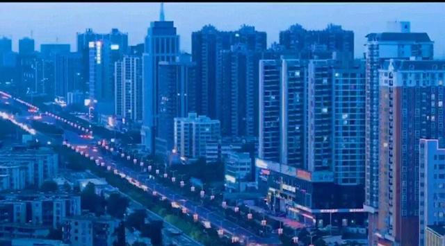 河南省信阳市，息县金融大厦建成，成为河南省信阳市目前第一高楼