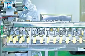 古法冰淇淋用上数字化生产线 推动本土特色乳业发展图片