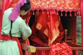 论中国古代婚姻中女性的嫁妆有多丰富图片