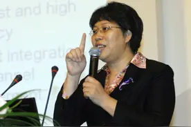 荣秀丽：曾负债160万，靠卖手机身家42亿，59岁迎来首个IPO图片