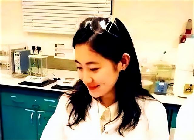 高考史上2位“最顶级状元”，一个留美当教授，一个中科院研究员