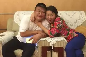 草帽姐：因星光大道走红，却恩将仇报说有黑幕，自称被家暴博关注图片