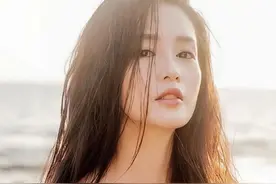 李沁惊艳写真照片图片