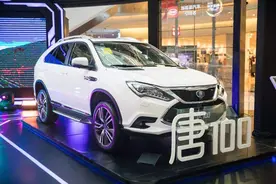 改写汽车行业格局，几乎成为全行业公敌的一款车—比亚迪唐图片