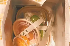 包装精美、赠品多……外卖“过度包装”如何解图片