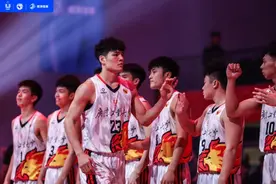 击败清华！广东工业大学首夺CUBAL总冠军，兴奋发文：冠军从不是偶然！学生打趣：比清华高4分以后是989大学图片