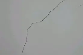 为什么墙面会裂缝？有好的办法预防吗？图片