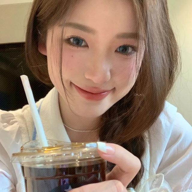 高清壁纸|酒桌上的通天神,感情里的下等人(免费情感专家微信头像图片)