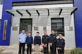 小事暖人心，为民不止步图片