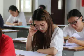 英语“四六级”迎来调整，部分学生将失去报名资格，大学生要重视图片