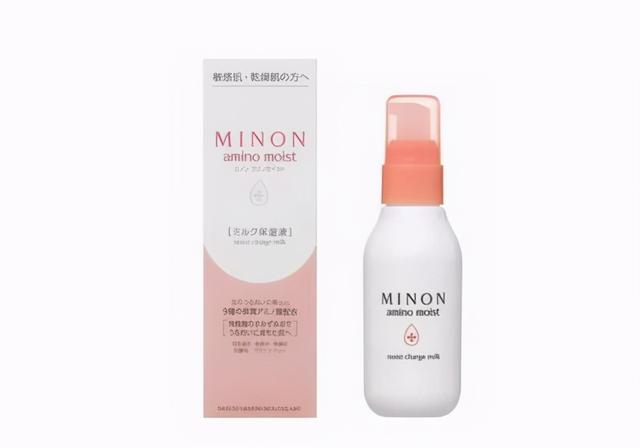 这些水乳深透补水，丝丝沁润，宛若天然保湿屏障，透现水润清爽